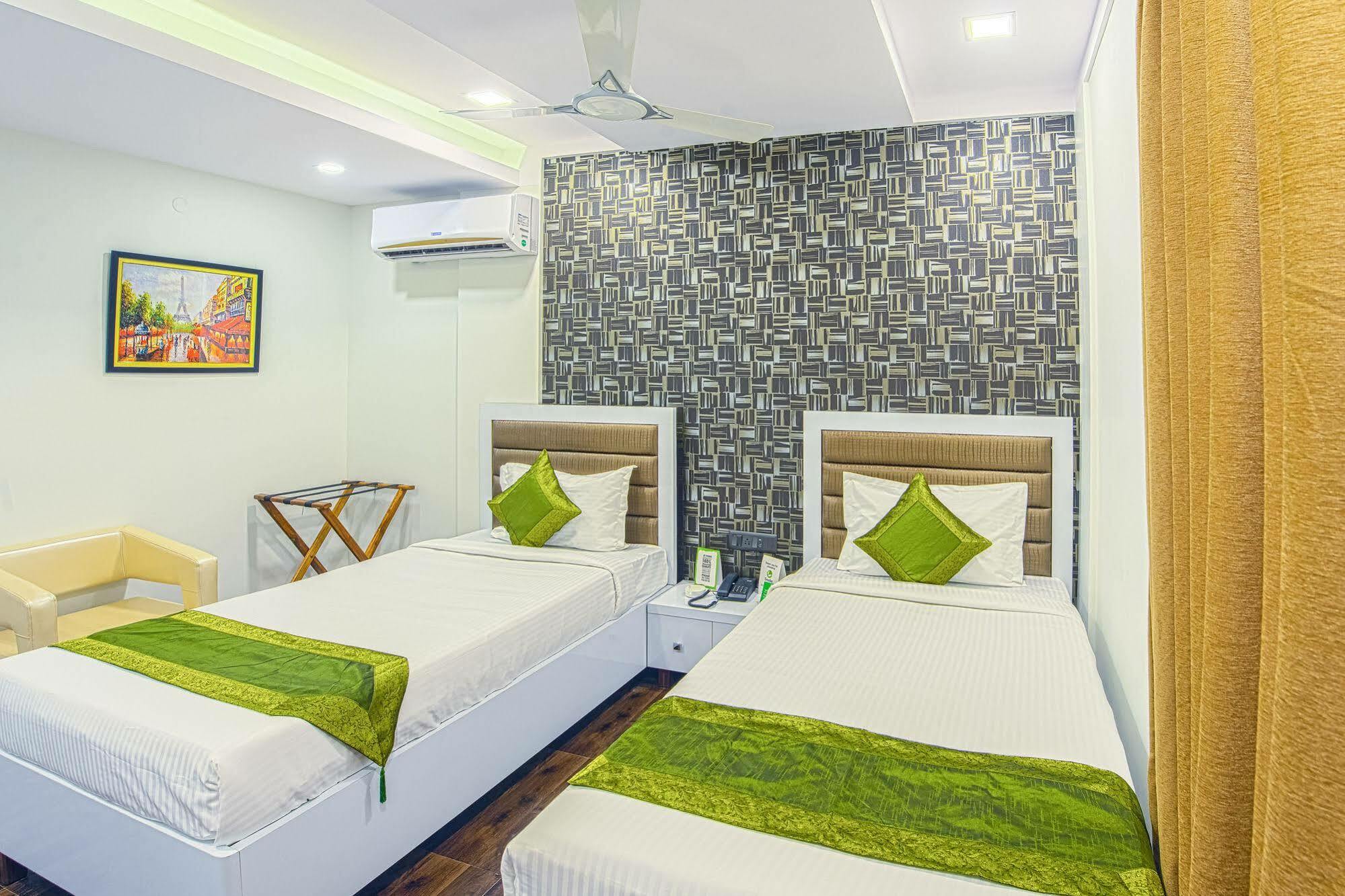 Treebo Orion Sapphire, Beck Bagan Hotel Kalkutta Kültér fotó